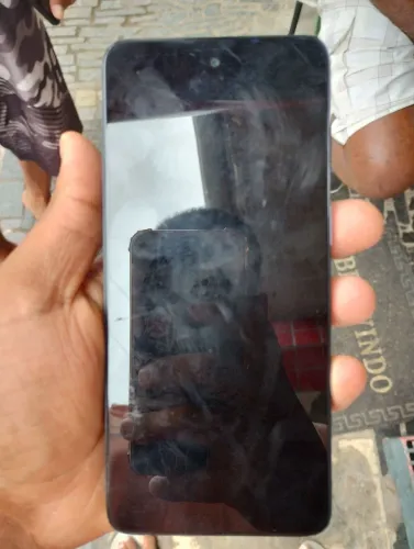 Motorola Moto E32 na cor azul pra vender logo 700 tem conversar no valor