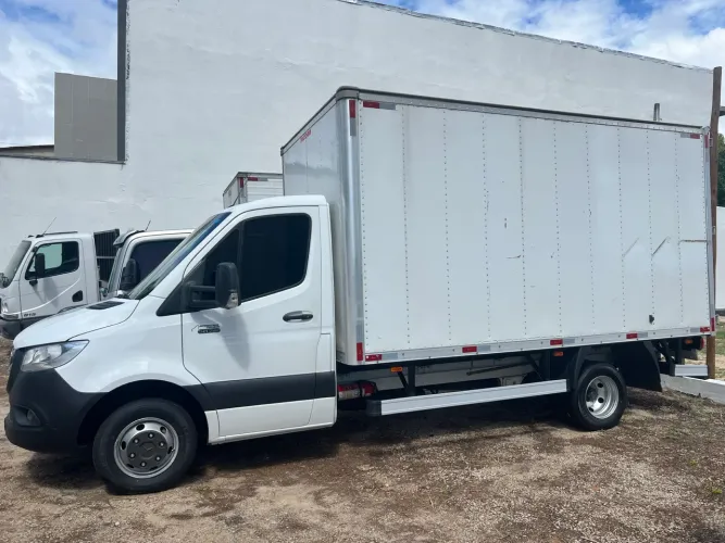 Mercedes-Benz Sprinter 516 Furgão E.l.t. Alto 2.2 Dies 2022