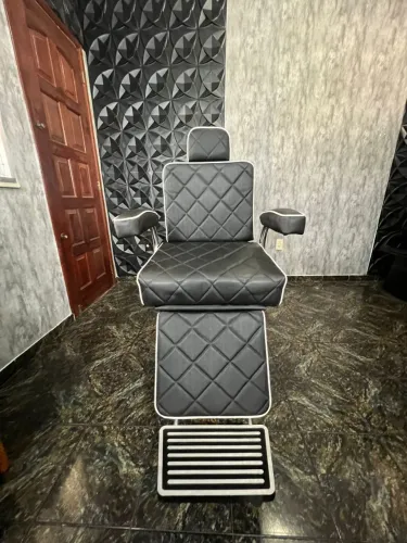 Cadeira de barbeiro nova