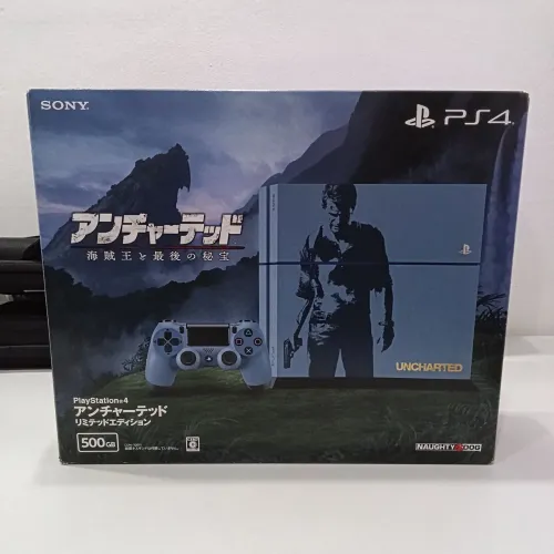 Vendo Playstation 4 - Uncharted 4 Limited Edition - Semi novo