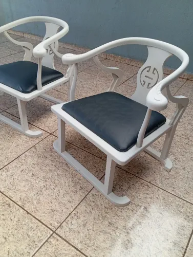 Jogo de poltrona e mesa