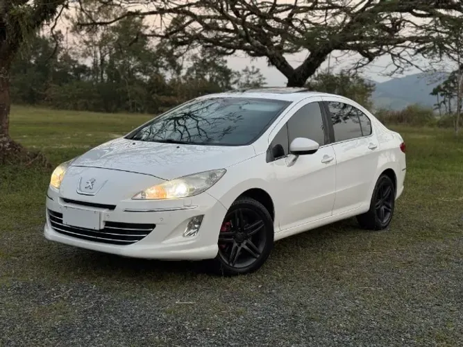 Peugeot 408 Sedan Griffe 1.6 Turbo 16V 4P Aut. 2013