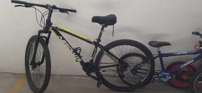 Bike aro 29 alumínio 21 velocidade com semi nova