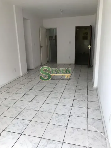 Apartamento com 03 quartos sendo 1 suíte à venda - Niterói - Volta Redonda/RJ.