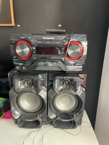 Som Panasonic com Bluetooth