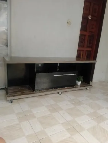 Vendo rack de tv todo bom