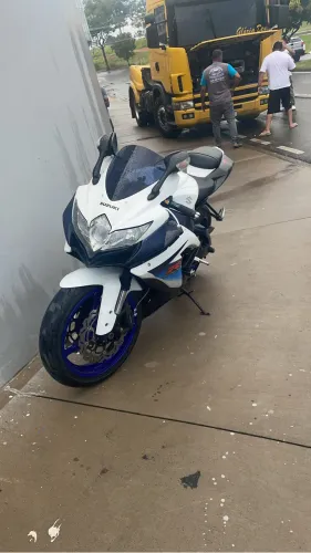 Vendo Sred no preço moto costa recuperada de sinistro no dok