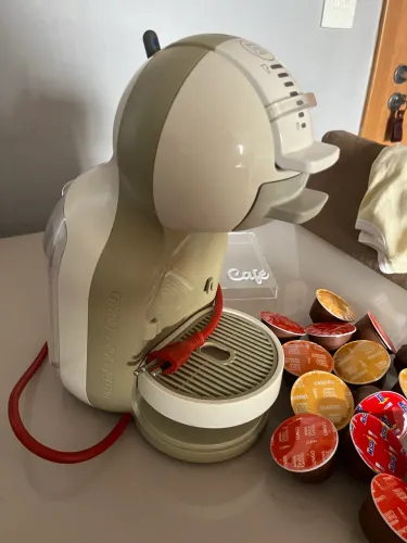 Cafeteira Dolce Gusto