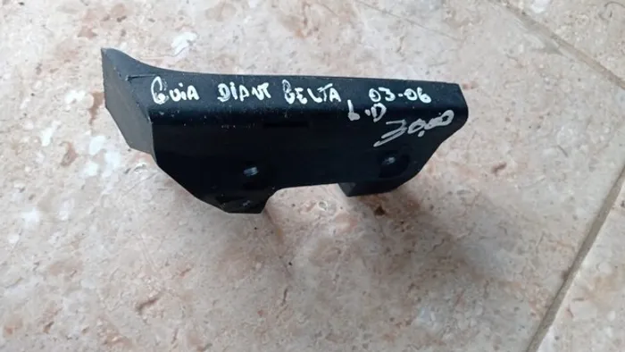 Guia Suporte Para-choque dianteiro Celta 2003 / 2006 L Dir