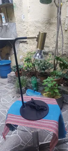 Iluminaria em ferro e metal