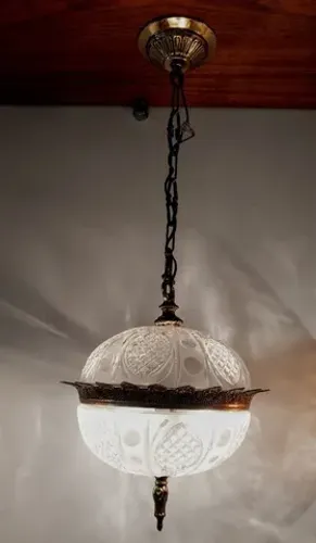 Lustre Pendente clássico tipo pata choca  em Vidro  grafismo de Abacaxis,