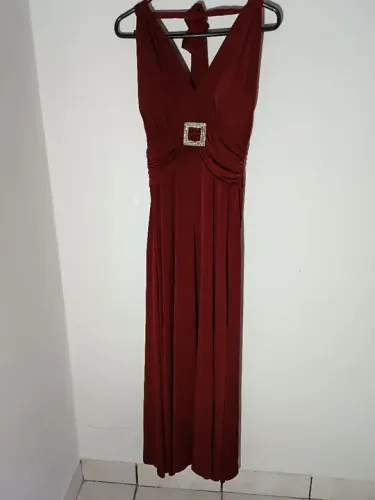 Vestido Longo  com Detalhe em Strass
