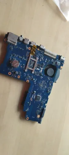 Placa mãe Samsung 270 i3