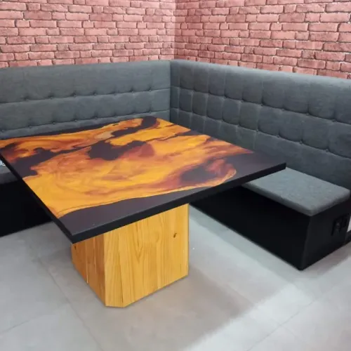 Mesa de jantar em madeira resina