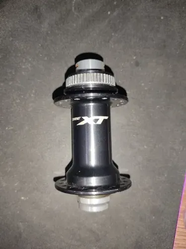 Cubo Dianteiro Shimano Deore Xt M8110 32f 15x100mm