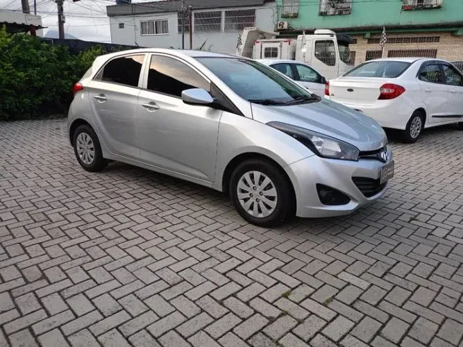 HB20 1.6 2014 COMPLETÃO