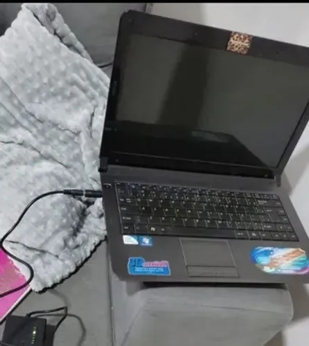 Retirada de peças- NOTEBOOK Positivo GJC 00250 C/ defeito (Faltando o HD) R$ 90,00