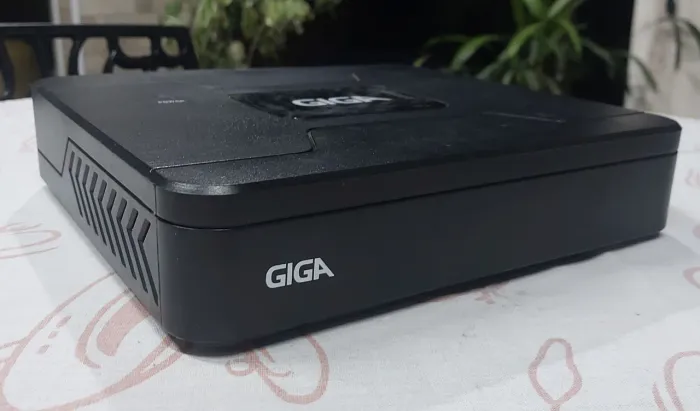 Dvr GIGA 4 câmeras - MONITOR 21,5 FULL HD OPCIONAL
