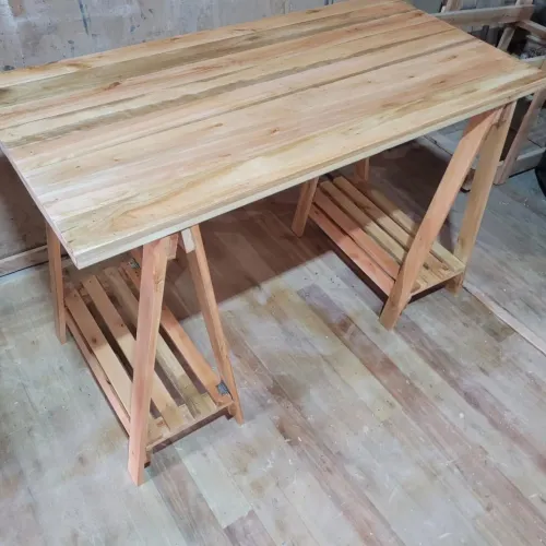 Mesa cavalete