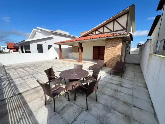 Casa para alugar no condomínio Fazenda real 1