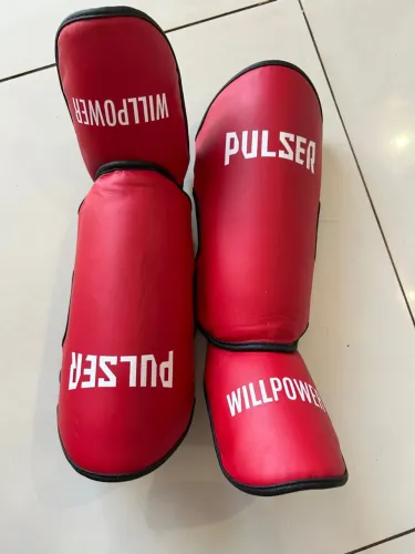 Caneleiras muay thai pulser infantil