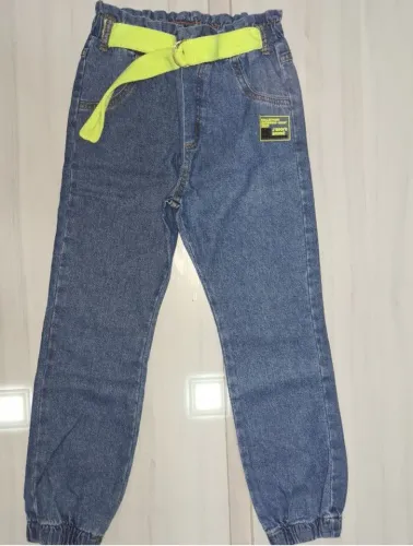 Calça Jeans Infantil Animê - Tamanho 6