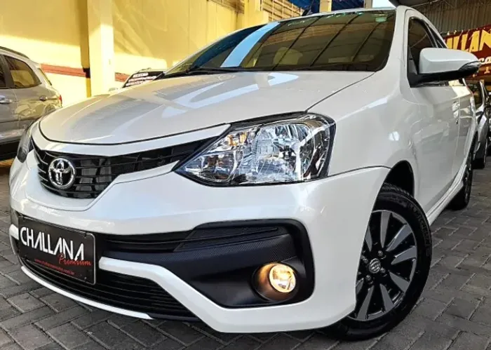 etios sedan platinum,(extra qualidade),branco perola,carro inimigo de mecânico,1.5 at,top 