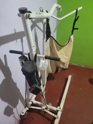 Vendo guincho para acamado até 200kg