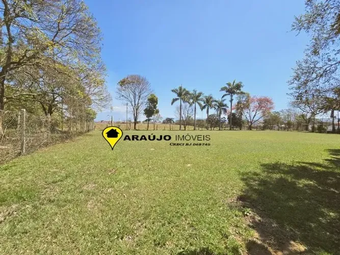 Aluga Campo de futebol Society - 1.500m² (campo 50m x 30m) R$ 1.900,00 / mês
