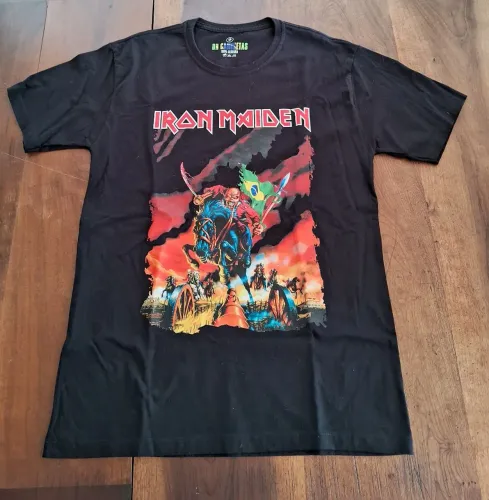 Camiseta Bootleg Iron Maiden 