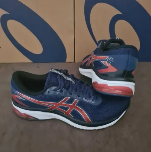 Tênis Asics Gel Sparta Tam 40, 42, 43 e 44 (original / novo)