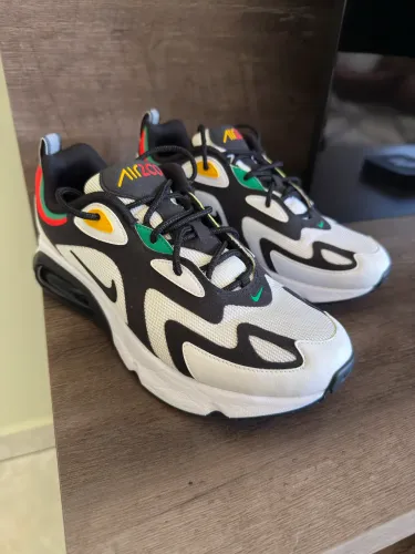 Tênis Air Max 200 38BR