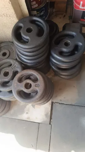 Anilhas vazadas de ferro usadas