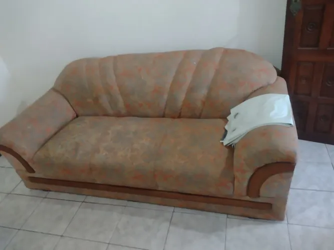 Sofá de 3 e 2 lugares