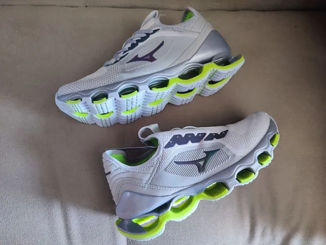 Tênis Mizuno Wave Prophecy - Novo