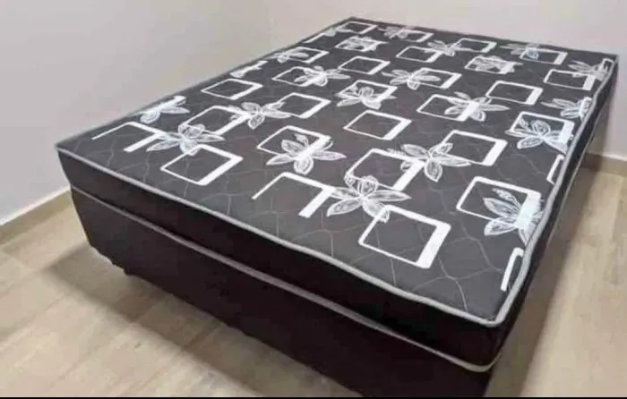 Cama box casal