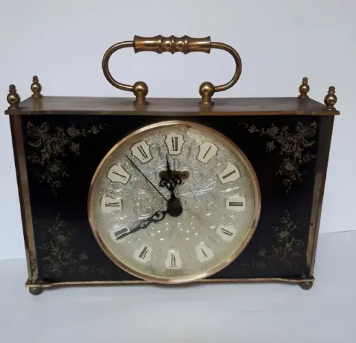 Lindo Relógio Mesa Junghans. Cx. Metal Maciço. Germany