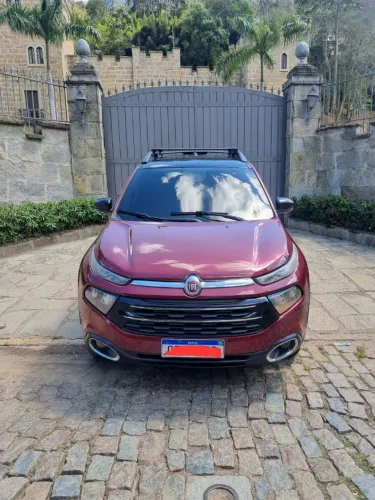 Fiat Toro Freedom 1.8 16V Flex Aut. 2017 passagem por leilão 