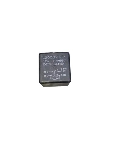 Relé Auxiliar Reversor 12v Gm Tracker Onix Prima 2015