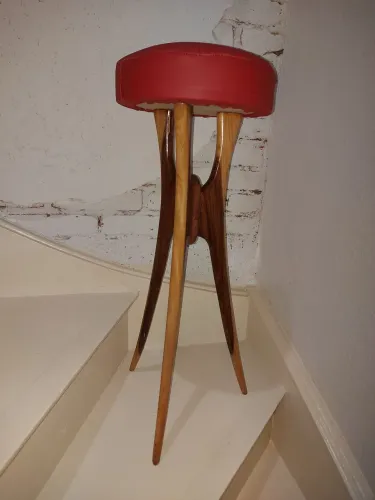 Banqueta Estilo Giusseppe Scapinelli
