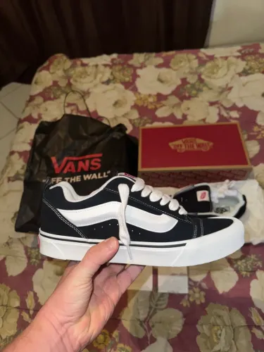 Tênis Vans KNU SKOOL