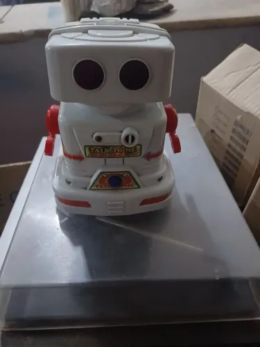 Vendo robo  Talking robot fabricado nos anos 80!