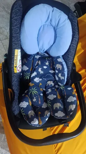 Cadeira de bebê cosco