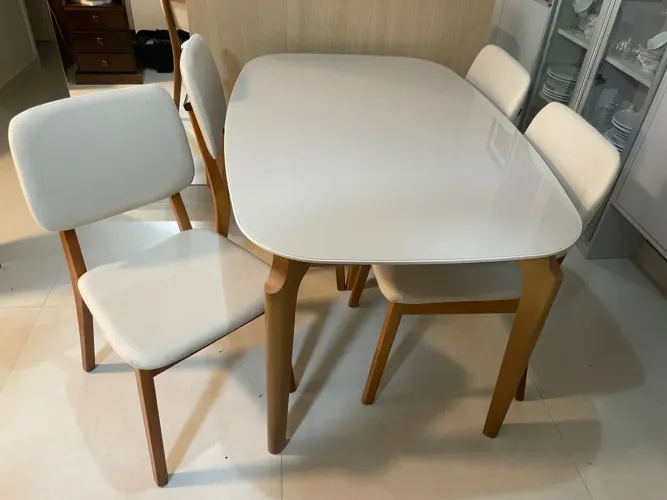 Mesa Design Barril 1,36 NOVO (Sem as Cadeiras)