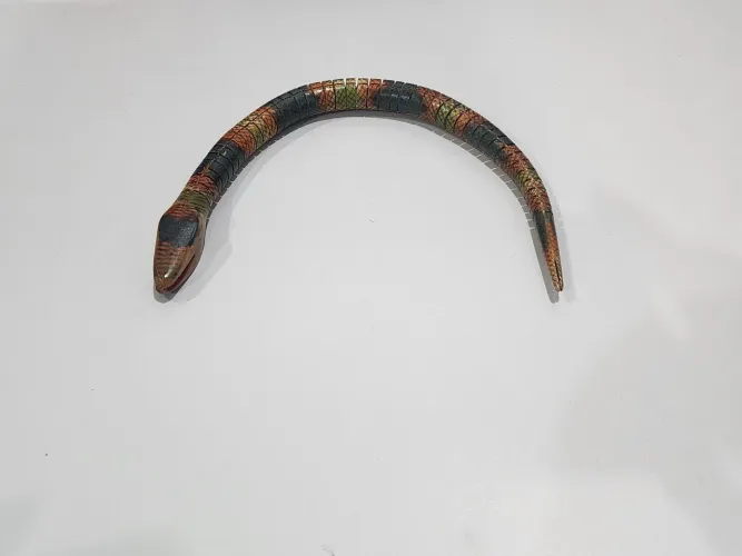 Cobra articulada de madeira 35cm