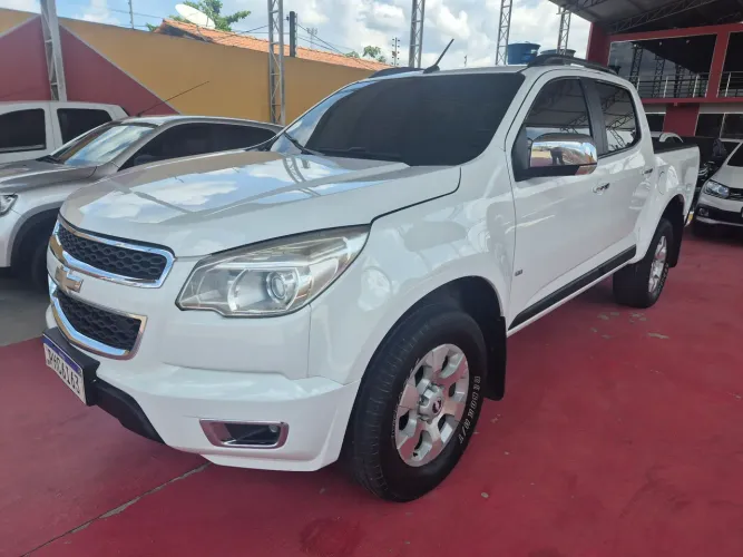 Chevrolet S10 Pick-up LTZ 2.5 Flex 4X2 CD 2015
