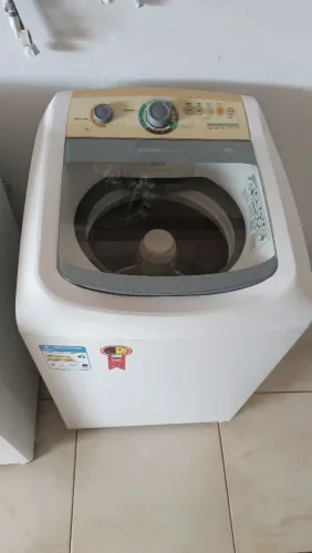 Vendo máquina de lavar Consul 10kg bacia de inox voltagem 110 entrego e dou garantia 