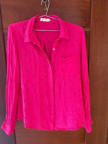 Camisa c/ estampa Torre Eiffel- veste M