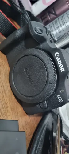 canon eos r100 + 2 baterias