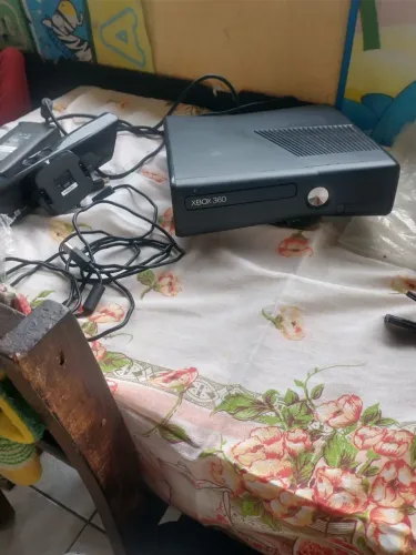 Vendo XBOX 360